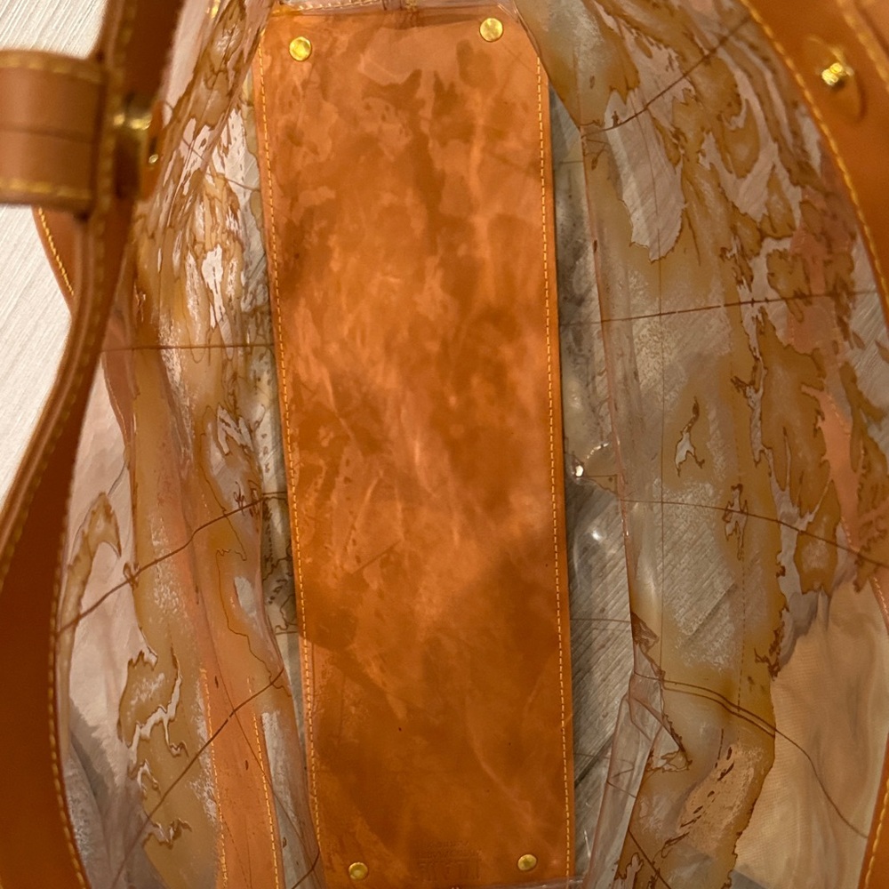 Alviero Martini Prima Classe Clear map tote - Picture 5 of 10
